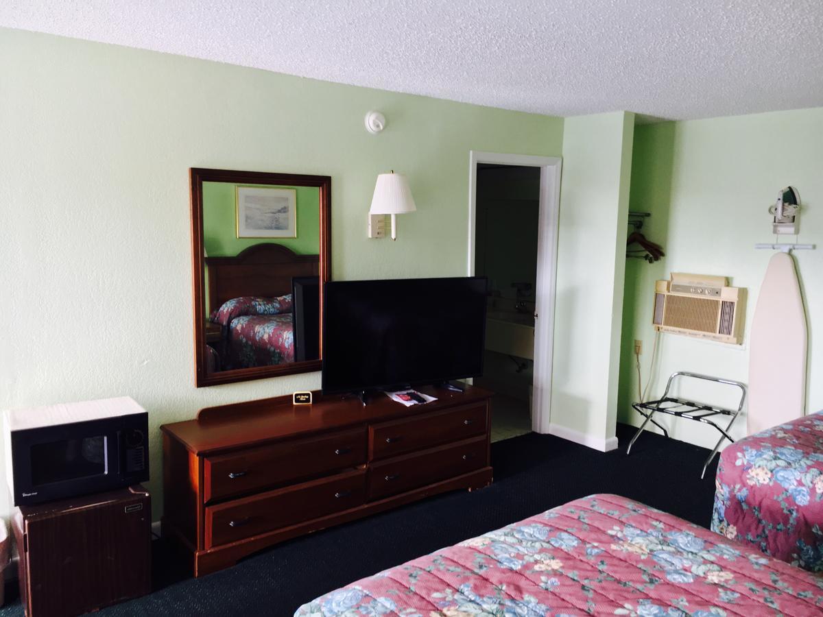 Relax Inn Folkston エクステリア 写真
